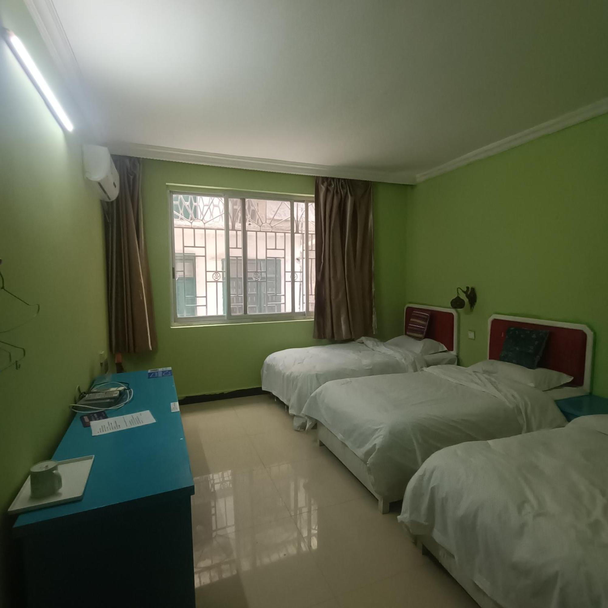 How Flower Hostel Yangshuo Exterior foto