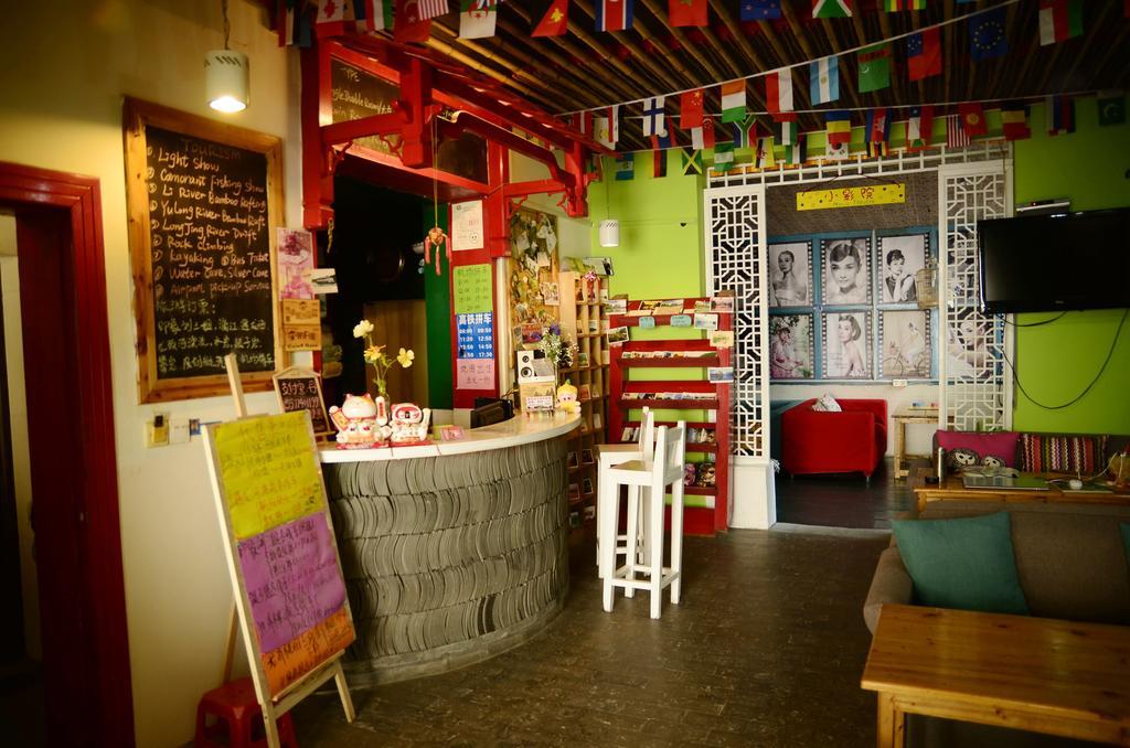 How Flower Hostel Yangshuo Exterior foto